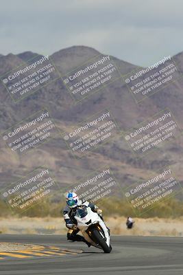 media/Feb-23-2023-Racers Edge (Thu) [[45c9a79e62]]/B Group/Session 2 (Turn 14)/